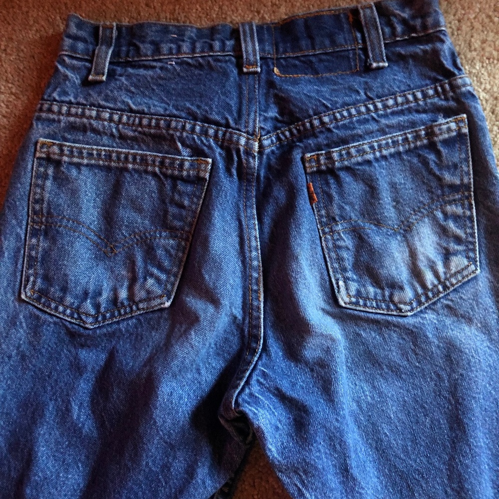 Vintage Levi’s cropped jeans orange tab